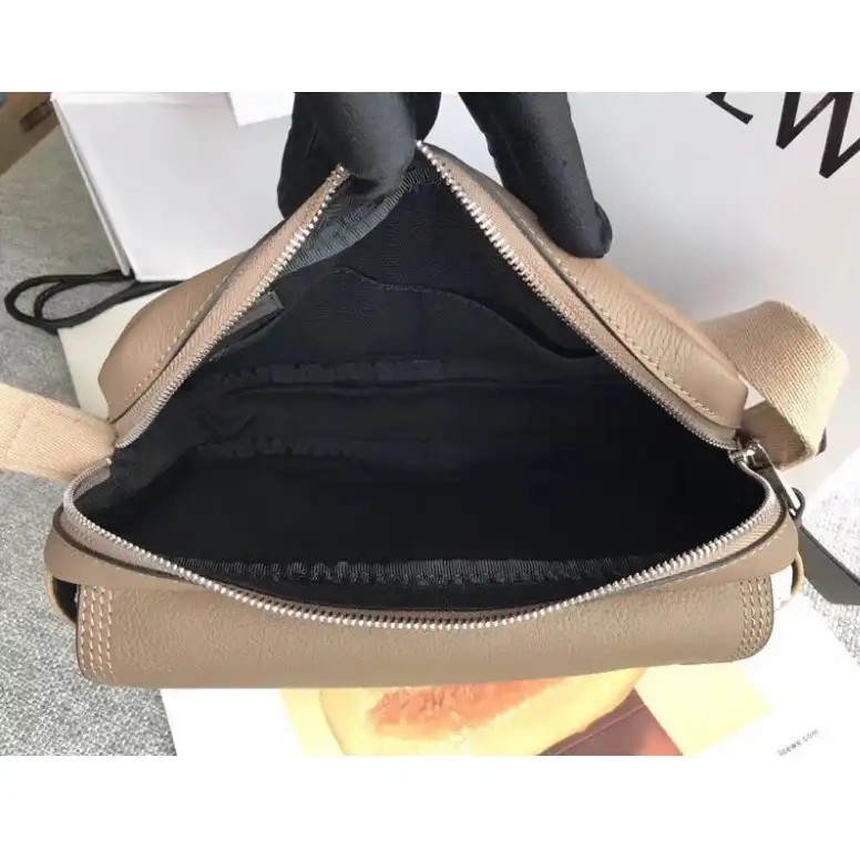 Official Brother Sam s 19YAN0010 Bag Loewe 0708